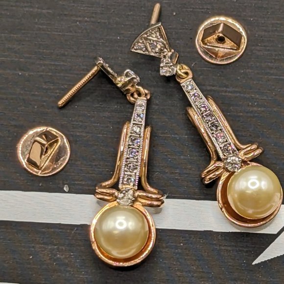 Rose Gold Diamond Pearl Drop Earrings - Picture 2 of 4